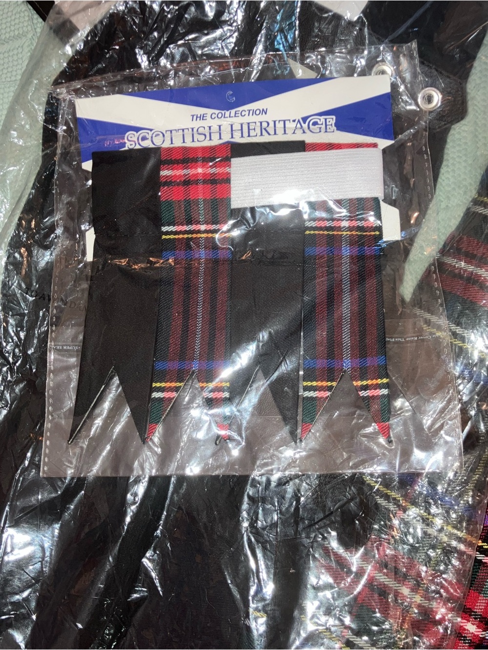 Classic Tartan Men's Utility Kilt - Picture 7 of 7